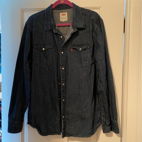 Levi’s XL denim shirt - Picture 5 of 5